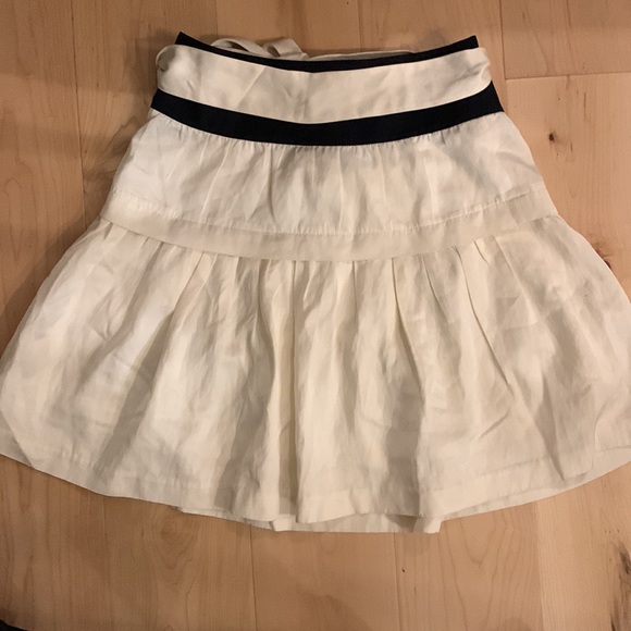 Club Monaco rayon and cotton pleated tie waist skirt - Picture 5 of 5